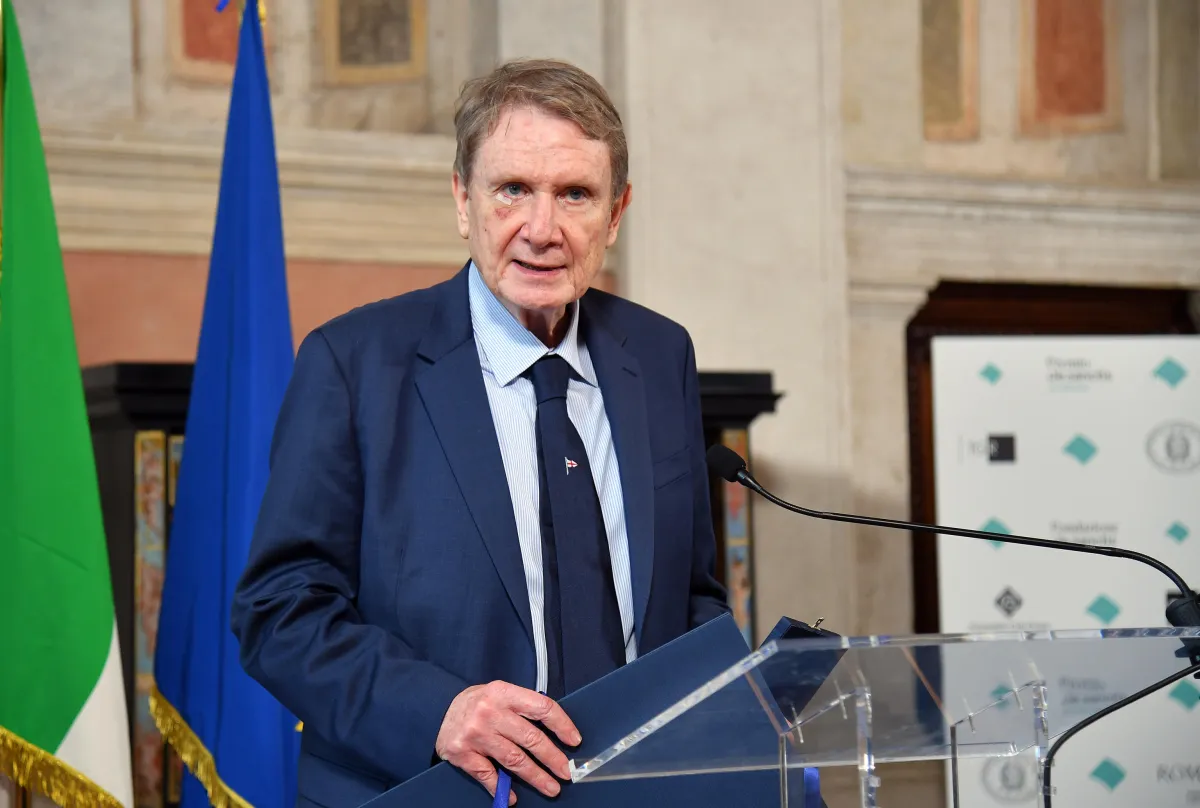 La clamorosa rivelazione di Lucio Caracciolo: "Ammutinamento, l'esercito Usa si ribella a Trump"