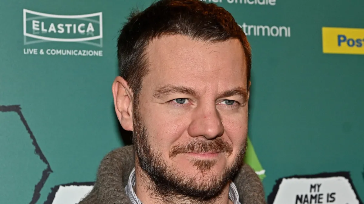 Le origini di Alessandro Cattelan: chi sono i genitori e dove vive oggi