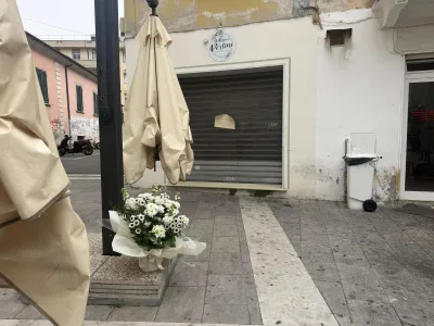 Omicidio Giacomo Bongiorni, gli indagati salgono a cinque: "Colpito più volte anche a terra"