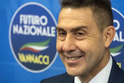 Il sondaggio di Mentana fa sorridere solo Vannacci: è l unico a guadagnare consensi, ecco i numeri