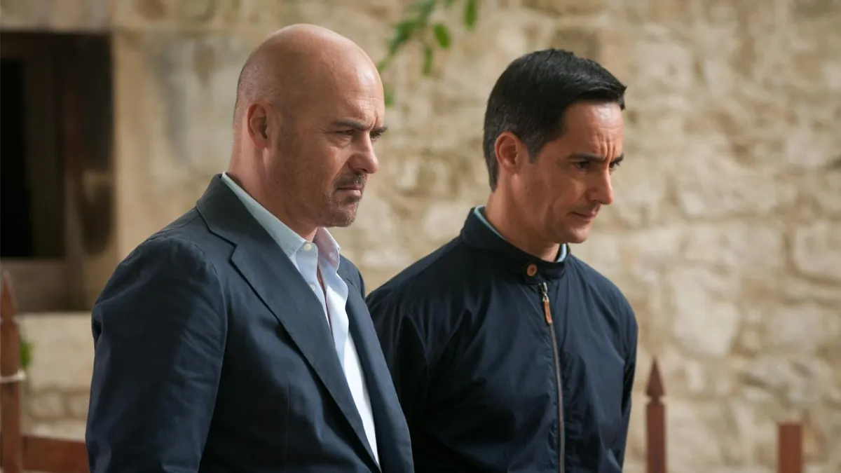 “Il Commissario Montalbano - Il gatto e il cardellino”, come finisce? Trama e cast della puntata
