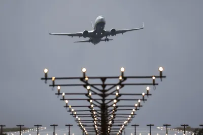 Crisi energetica, il capo dell’AIE avverte: "L'Europa ha carburante per aerei sufficiente per sei settimane"