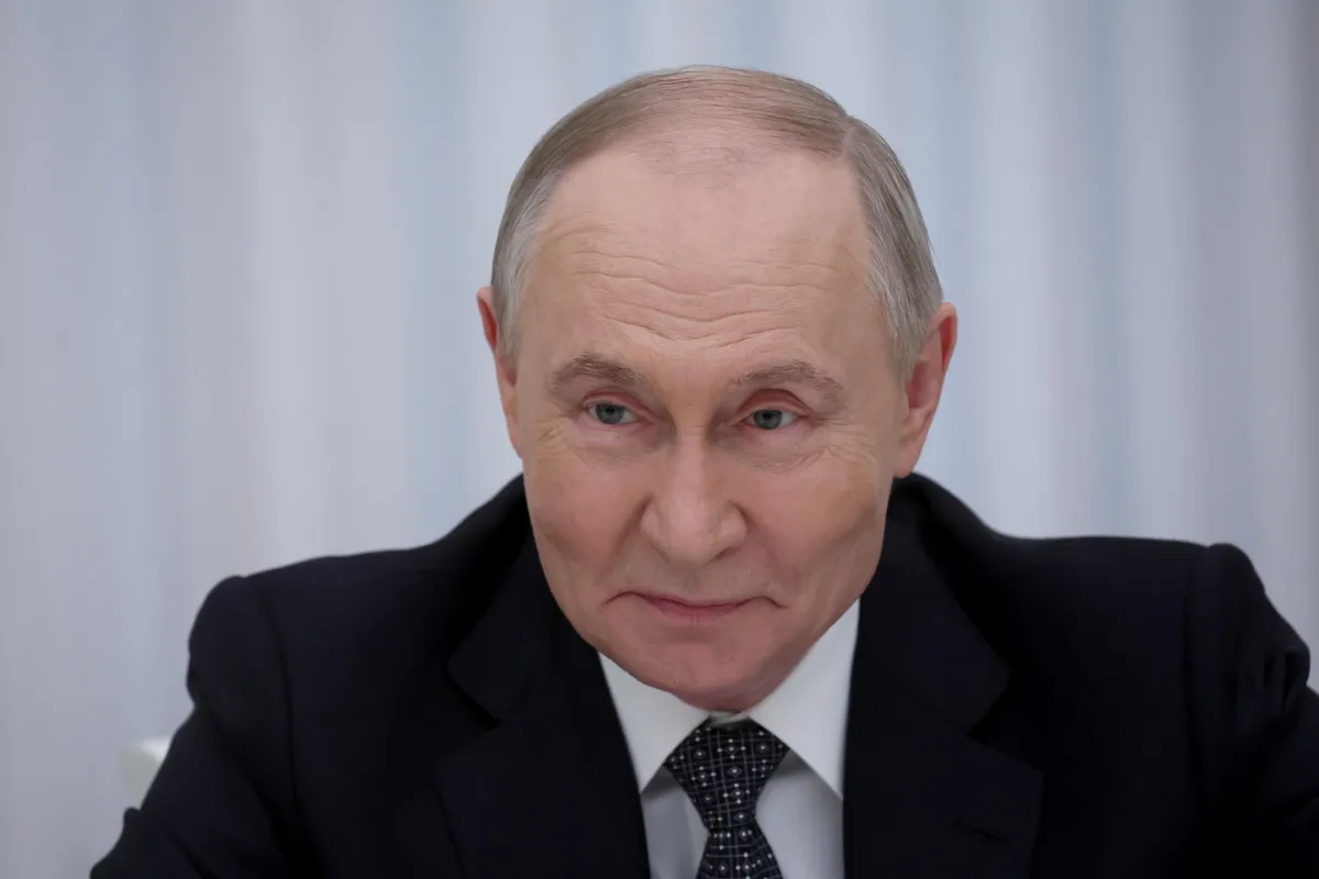 Gli USA rinnovano la deroga alle sanzioni per il petrolio russo tra crisi energetica e tensioni in Medio Oriente