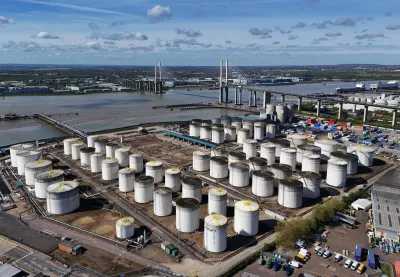 Stretto di Hormuz chiuso, quali sono le rotte alternative per il traffico petrolifero mondiale