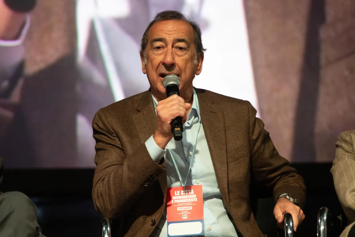 Milano 2027, il dopo-Sala agita il centrodestra: "No imposizioni da Roma". Il Pd pensa alle primarie