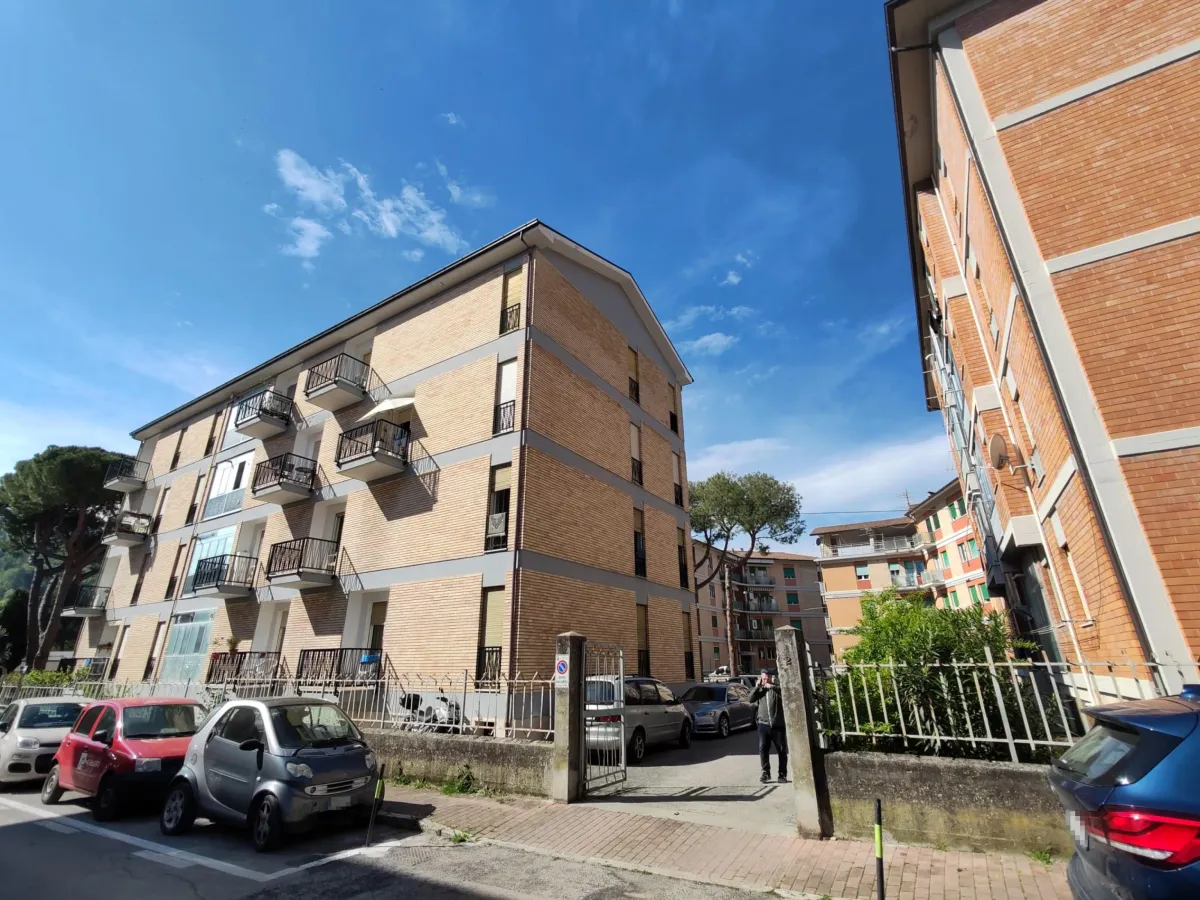 Ascoli, Niko Tacconi ucciso a coltellate durante una lite: arrestato un 54enne, dubbi sul movente