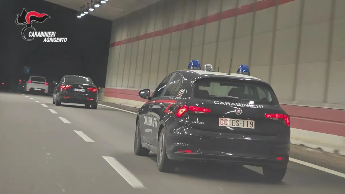 Incendio a Licata, arrestato 32enne per tentato omicidio: voleva bruciare viva un’anziana