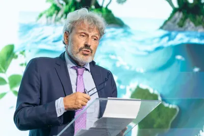 Chi ha cambiato la vita a Vittorio Emanuele Parsi? Sotto l'aspetto politico, non è stata Tiziana Panella