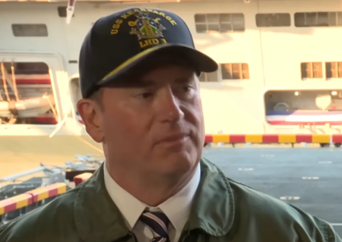 Cambio ai vertici della Marina USA, dimissioni immediate per John Phelan: Pentagono annuncia la sostituzione