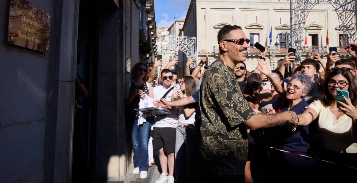 Quando esce “KING MARRACASH” al cinema? Il primo docufilm sul cantante