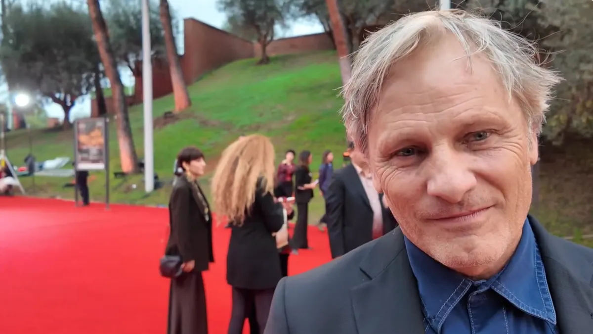 Viggo Mortensen in "Embers": il first look dell'attore