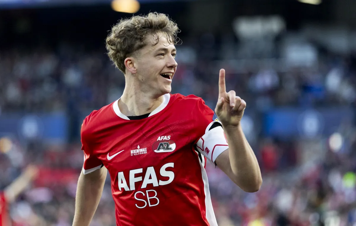 Il Milan pensa a Mijnans: chi è il possibile rinforzo rossonero a centrocampo