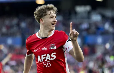 Il Milan pensa a Mijnans: chi è il possibile rinforzo rossonero a centrocampo