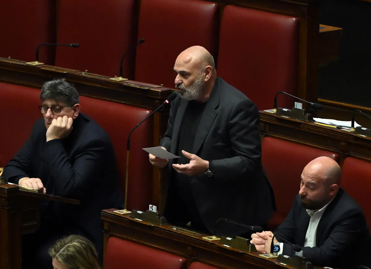 Chi è Gaetano Amato, il parlamentare del M5S che solidarizza con Buttafuoco per gli artisti russi alla Biennale di Venezia