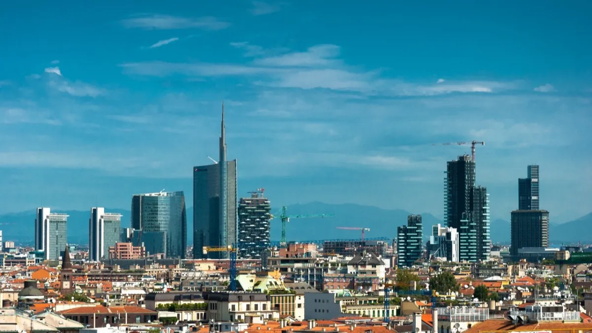 Milano Capitale del Business: Come la Location dei Meeting Influenza Direttamente i Contratti