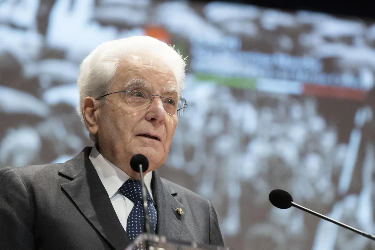 Mattarella può revocare la grazia a Nicole Minetti? C'è una prima volta