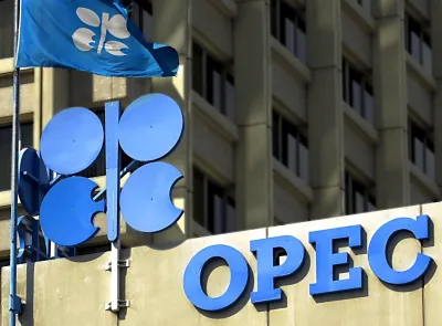 Emirati Arabi Uniti escono dall’OPEC: nuova strategia sul petrolio e impatto sui mercati globali