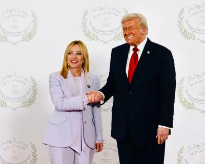  Non ci ha dato nessun aiuto , perché Trump ha attaccato di nuovo l Italia e cosa centrano i soldati americani?