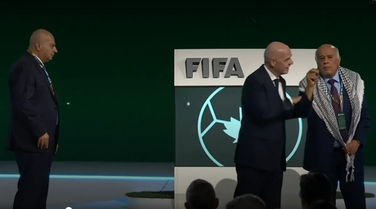 Congresso FIFA Vancouver, tensione sul palco: cosa è successo tra Israele e Palestina?