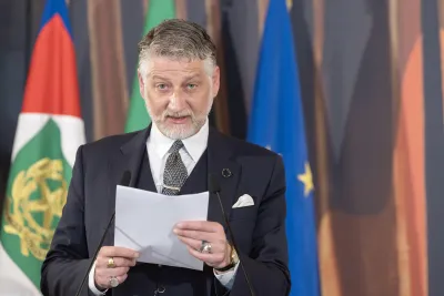 Resa dei conti in FdI? Chi sono i “fedelissimi” licenziati da Giuli e perché: ecco cosa sta succedendo davvero al Mic