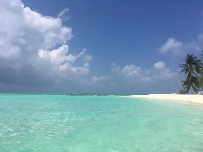 Cinque italiani morti alle Maldive, le ricerche dei corpi e l'inchiesta della Procura: cosa sappiamo