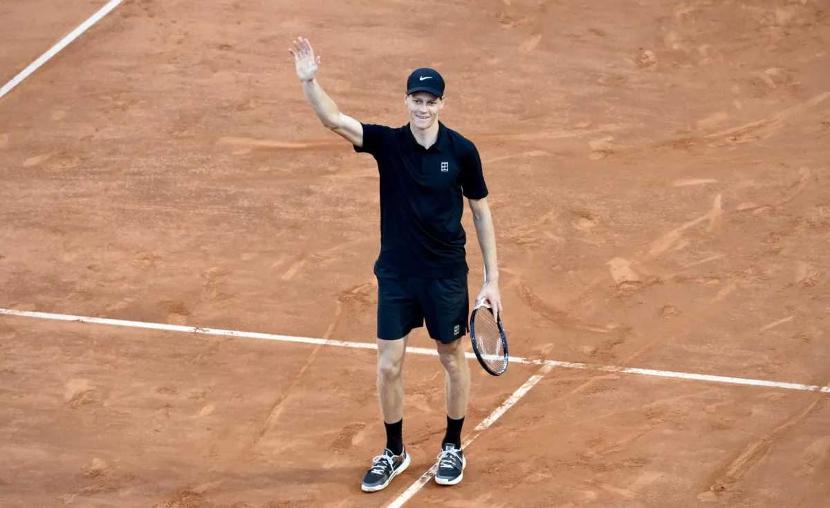 Sinner pronto per il Roland Garros: quando gioca il primo turno dopo il trionfo di Roma
