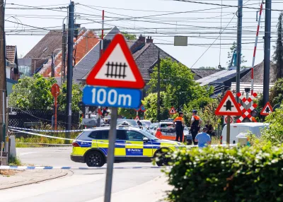 Belgio, 4 morti in un incidente tra un treno e uno scuolabus: indagini in corso