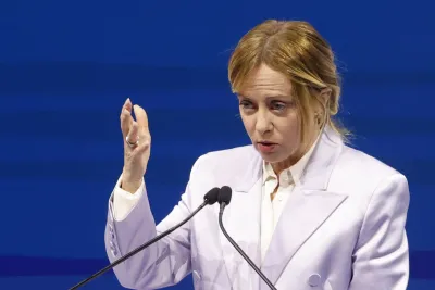 Giorgia Meloni vuole votare ad Aprile 2027. Ma il Quirinale frena: la guerra silenziosa sulla data del voto agita la maggioranza