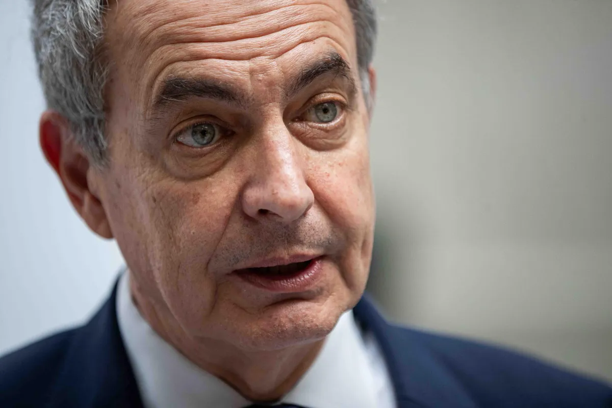 Da "Viva Zapatero" a Zapatero, chi? Perché la sinistra italiana ha perso un suo santino