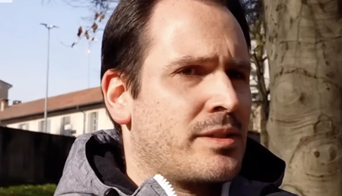 Garlasco, cosa sostengono i consulenti di Sempio: “Chiara Poggi non si è difesa, impronta 33 inutilizzabile”