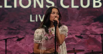 Olivia Rodrigo criticata per i babydoll? La risposta della popstar e la polemica sulla sessualizzazione 