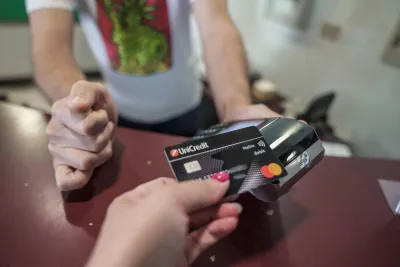 Come ha fatto il Fisco a incassare oltre 5 miliardi in più in 5 mesi? Il  trucco  del Pos e del registratore di cassa