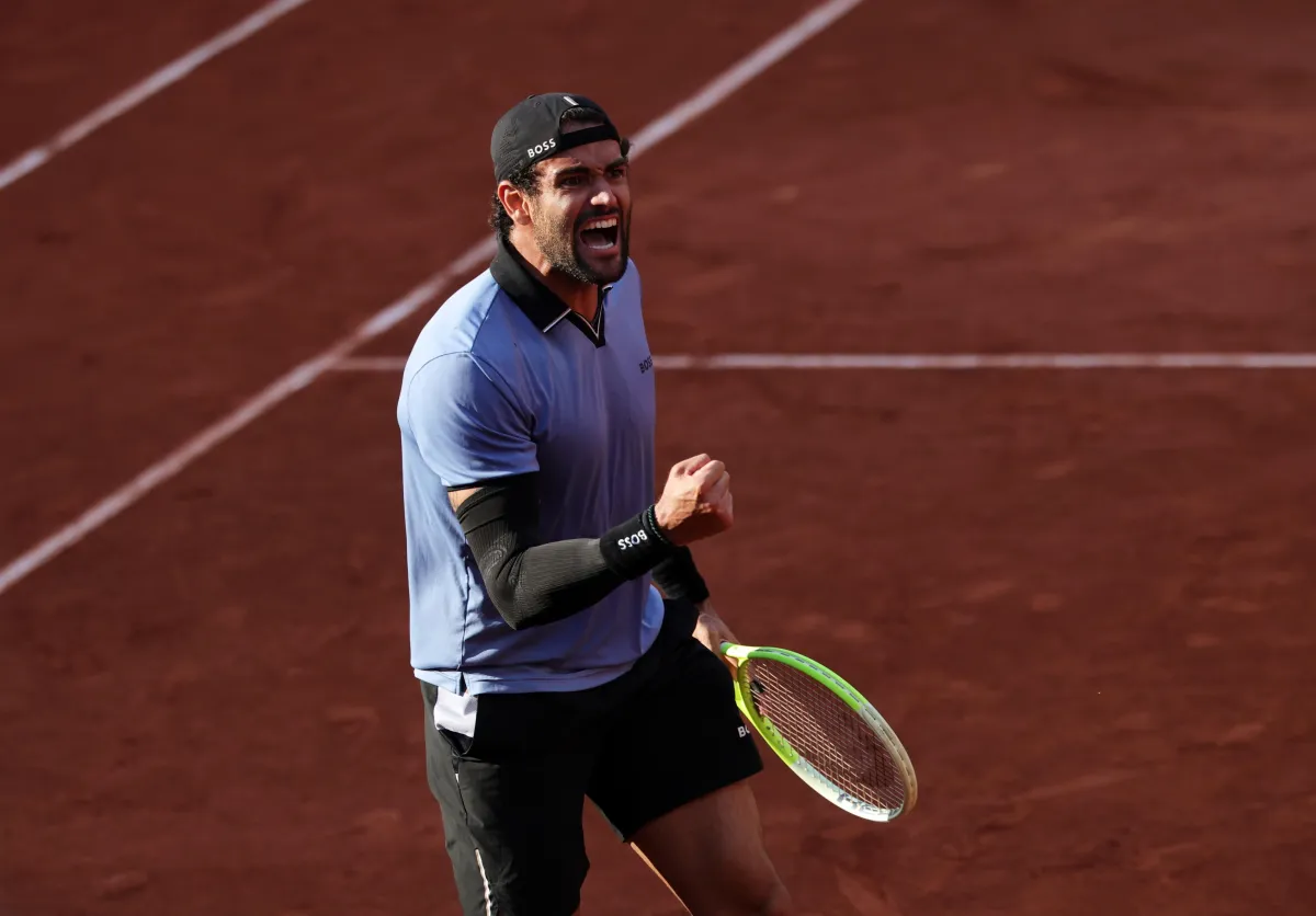 Roland Garros: Aliassime sfida Cobolli, in serata derby azzurro  tra Berrettini e Arnaldi