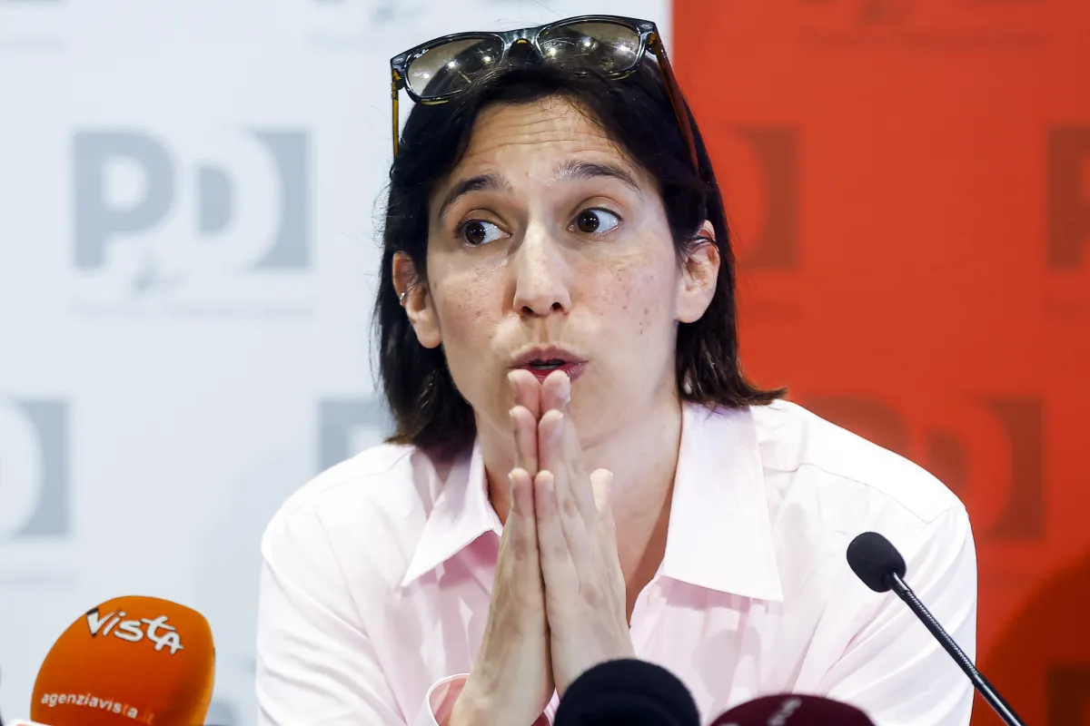 Cosa prevede la proposta di legge del Pd per il "diritto a restare" in Italia dei giovani? A chi va il bonus dei 200 euro