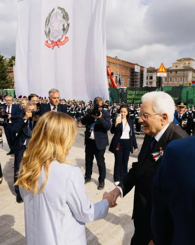 Al Quirinale la Storia si ferma a Prodi e Berlusconi: la verità sull'assenza di Giorgia Meloni