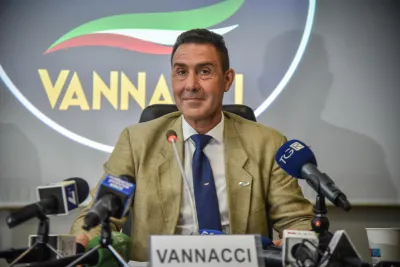 Quanto vale il partito di Vannacci oggi: si apre il "dossier Fn" nel centrodestra, Lega costretta a ingoiare il rospo?