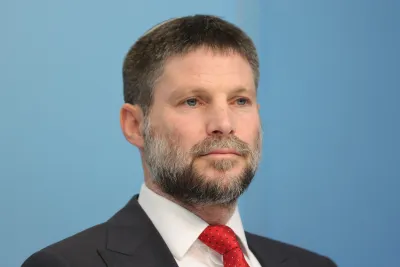 La Francia vieta l’ingresso a Smotrich: chi è il ministro israeliano e perché Parigi lo ha sanzionato