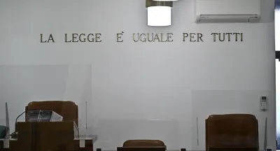 Pistoia, cuoco licenziato per molestie sessuali a due colleghe: cosa ha deciso il Tribunale
