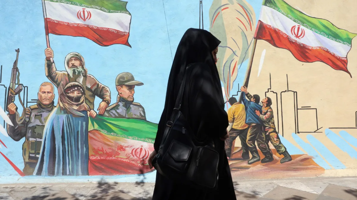 Il prezzo del coraggio: se il contrabbando di capelli fosse l’ultimo scempio sulle martiri iraniane?