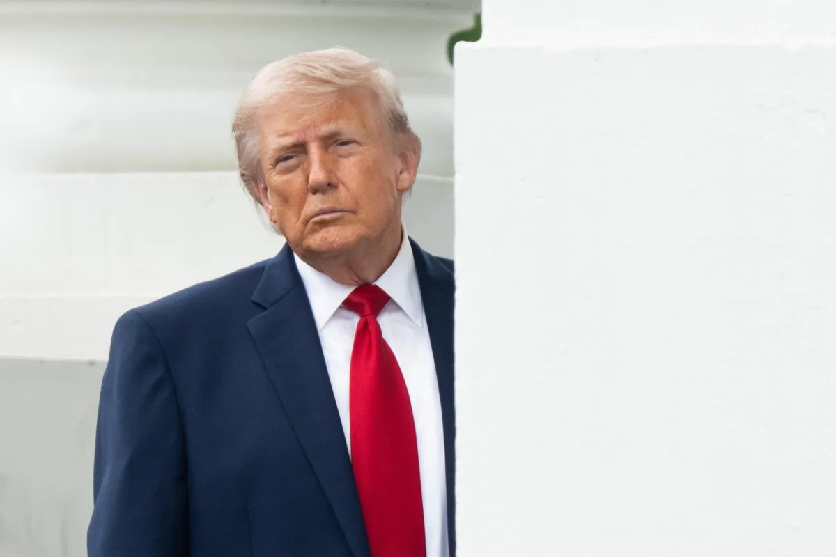 La fiducia europea negli USA al minimo storico: il vecchio contiente guarda alla propria sicurezza