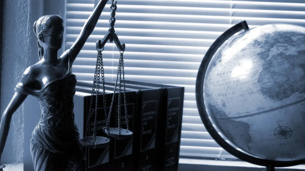 Comunicare la giustizia senza processi mediatici: non è un bavaglio, è una garanzia