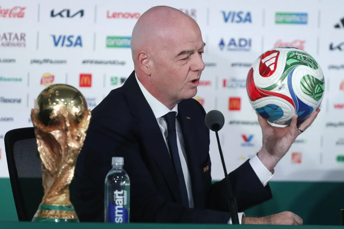 Infantino e l’Italia: quando l’ironia diventa arroganza istituzionale