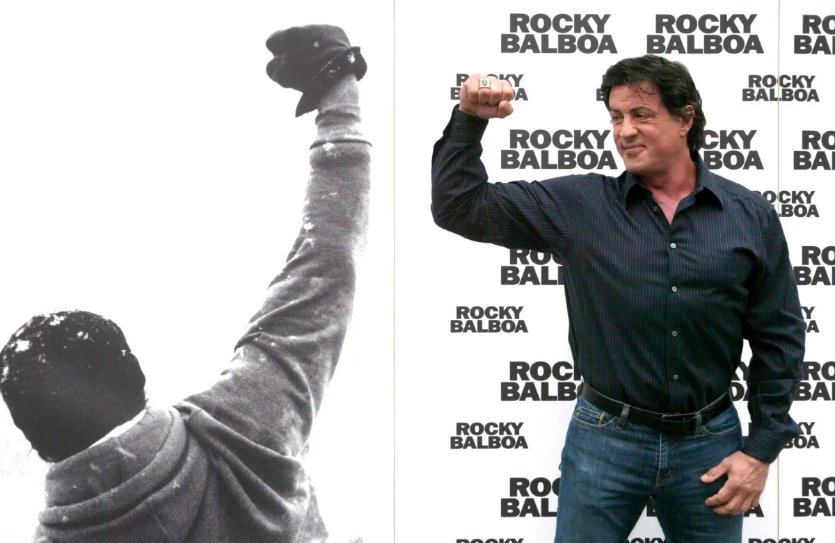 Mezzo secolo da Rocky: il film che trasformò una sconfitta individuale in una vittoria universale