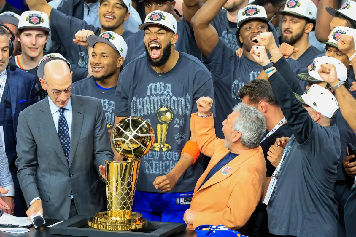 Nba Finals: Missione compiuta. I New York Knicks battono 4-1 San Antonio e diventano i nuovi campioni Nba, dopo 53 anni dall’ultima volta.