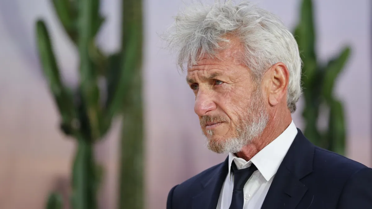 Sean Penn dirigerà un film con Bradley Cooper: cosa sappiamo sul progetto dedicato all'Assalto a Capitol Hill