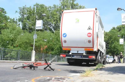 Chi era Joele, il bambino di 11 anni investito da un camion a Reggio: la tragedia davanti ai fratelli