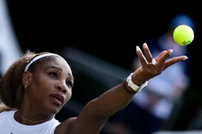 Serena Williams torna a Wimbledon a 44 anni: perché oggi gli atleti hanno carriere sempre più lunghe