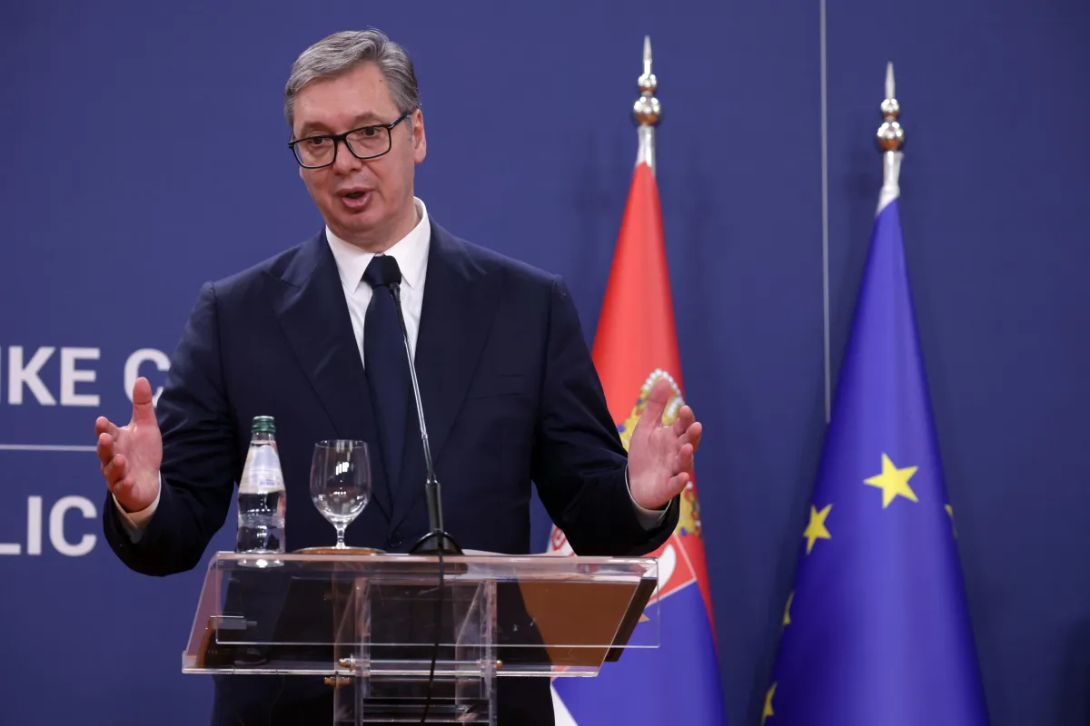 Serbia, il presidente Vucic verso le dimissioni dopo oltre un anno di proteste studentesche