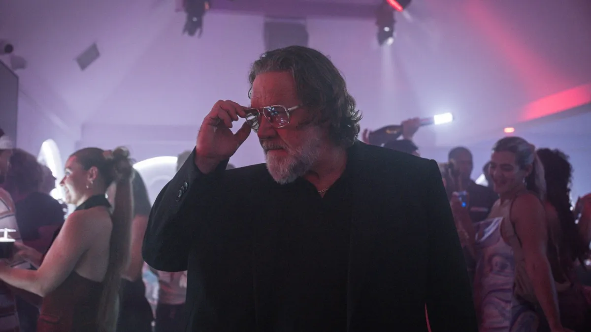 Quando esce “La vendetta perfetta”? Russell Crowe tra nightclub e romanticismo