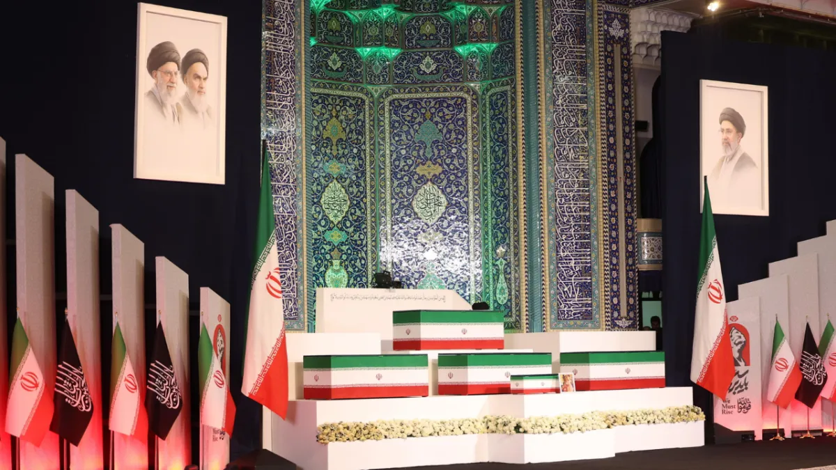 Funerali Khamenei, nessuna lacrima per un dittatore sanguinario